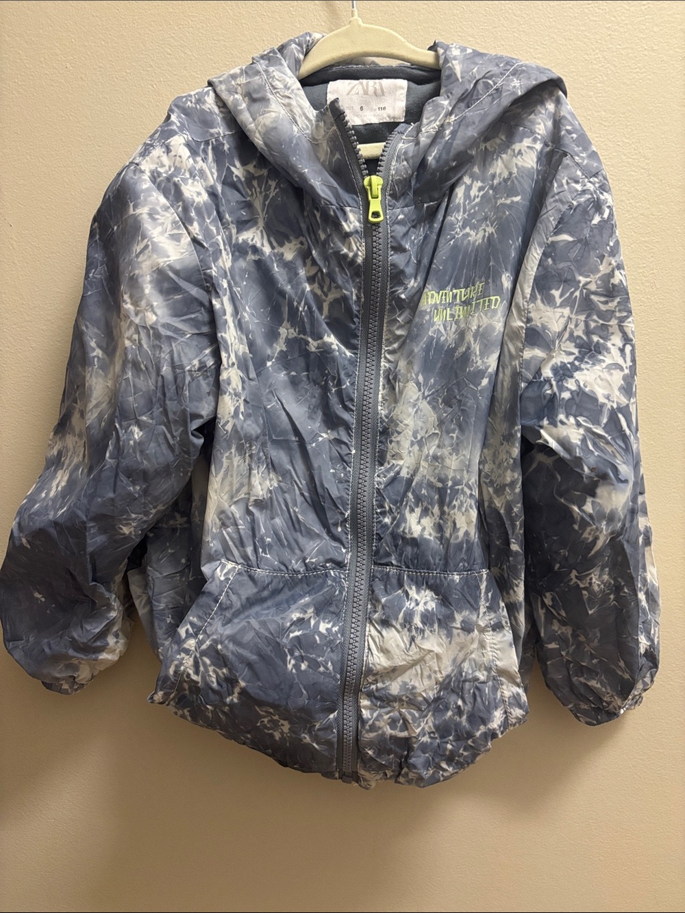Zara Kids Hooded wind breaker/Raincoat - Blue and White Tie-Dye with Neon Zipper